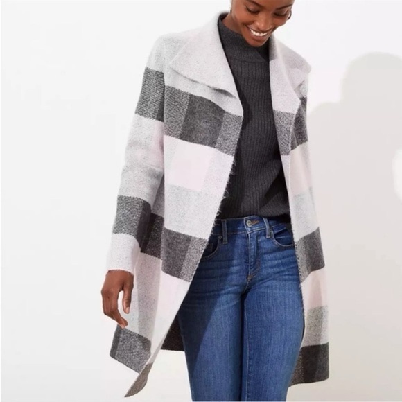 LOFT Jackets & Blazers - The Loft Open-Front Plaid Coatigan in Gray and Light Pink Size L